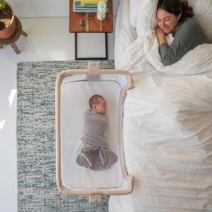 HALO® BassiNest® Bedside Sleeper – Breathable Baby Bassinet Slides Over Bed with Mesh Walls for Airflow & Visibility, Lowering Wall for Easy Access, Fits Most Beds